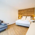 Hotel Schiefer & 4*