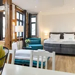 Schiefer & Hotel